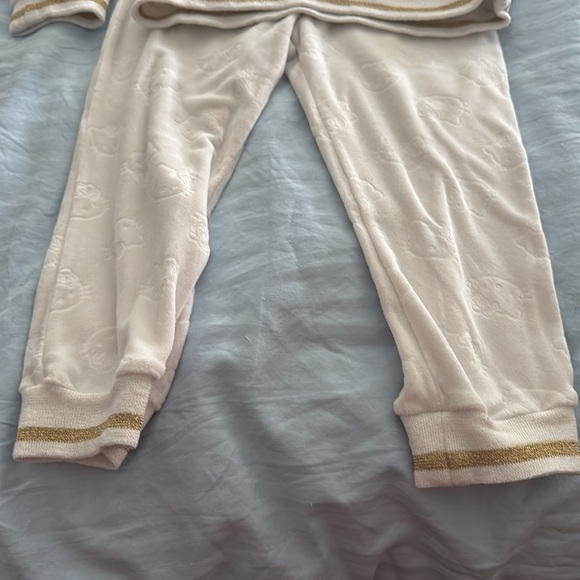 Hello Kitty velour kids sweatsuit - Picture 3 of 7